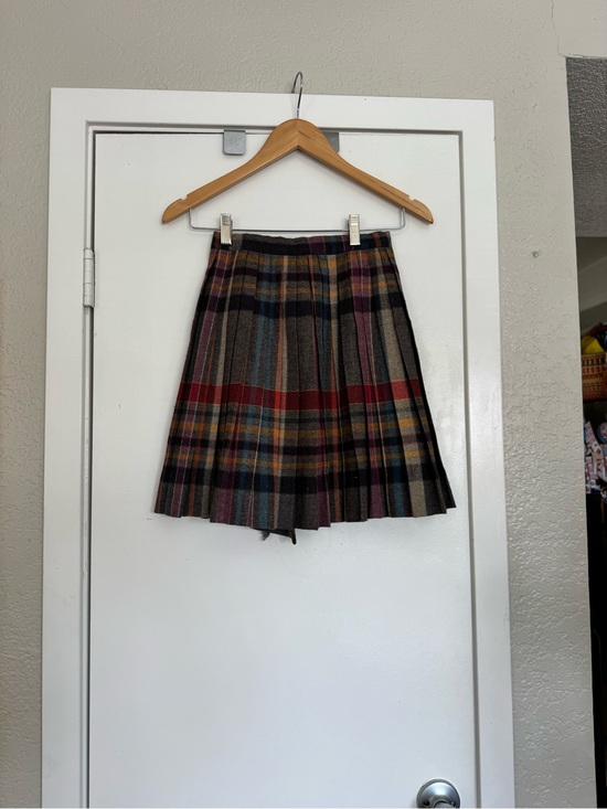 CLYDE Dresses & Skirts - Plaid Pleated Mini Skirt in Multicolor